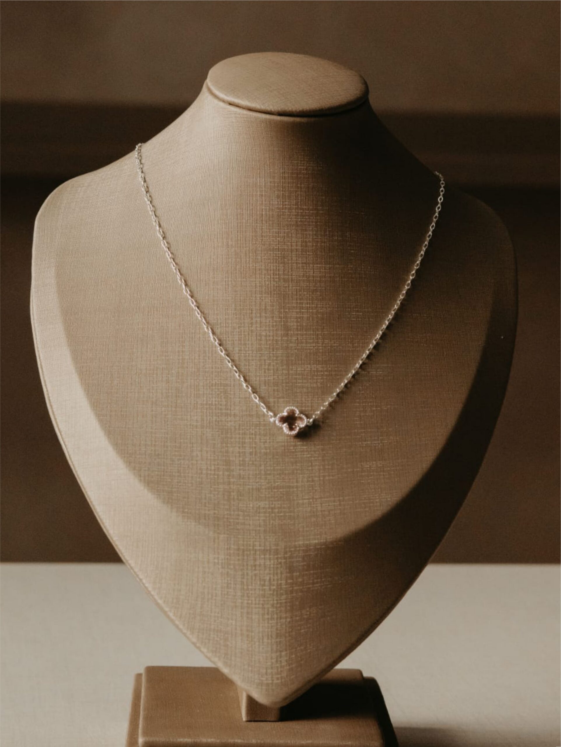 Colar Trevo Cristal Rosa em Prata 925